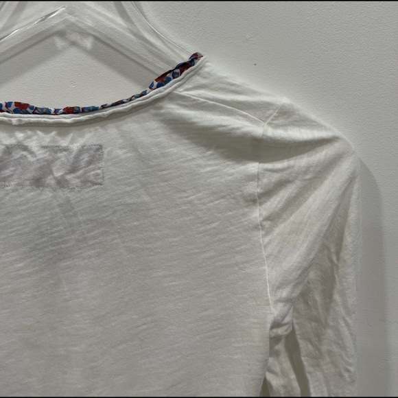 Anthropologie Little Yellow Button Embroidered Cuff White Top XS - Picture 4 of 9